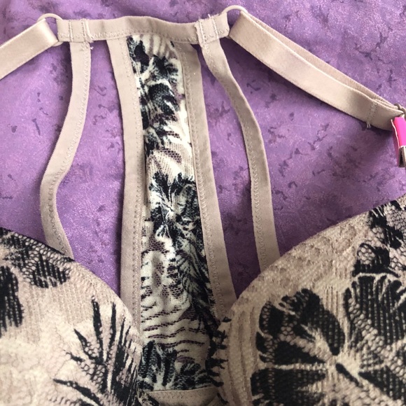 PINK Victoria’s Secret lace bra 34D - Picture 2 of 6